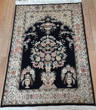Charger l'image dans la galerie, Tapis Ghom soie noué main n°18194_120×80