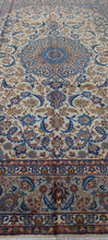 Charger l'image dans la galerie, Grand tapis Nadjafabad fait main n°13700_410×298