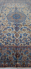 Charger l'image dans la galerie, Grand tapis Nadjafabad fait main n°13700_410×298
