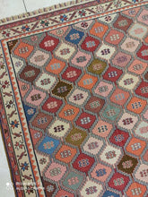 Charger l'image dans la galerie, Kilim Ghachghai tissé main n°19740_192×125