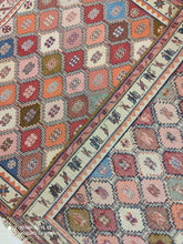 Charger l'image dans la galerie, Kilim Ghachghai tissé main n°19740_192×125