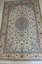 Charger l'image dans la galerie, Tapis Nain Chichla noué main n°16452_240×157