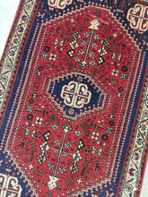Charger l'image dans la galerie, Tapis Abadeh tissé main n°19024_107×65