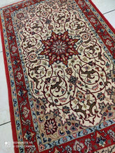 Charger l'image dans la galerie, Tapis Ispahan fait main n°14282_116×70