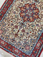 Charger l'image dans la galerie, Tapis Ispahan fait main n°14277_118×80