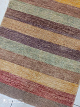 Charger l'image dans la galerie, TAPIS GABBEH tissé main n°250_125×85
