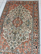 Charger l'image dans la galerie, TAPIS CACHEMIRE SOIE noué main n°47_127×82