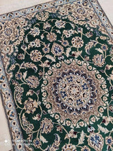 Charger l'image dans la galerie, Tapis Nain fait main n°19565_140×90