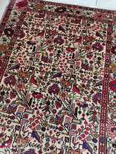Charger l'image dans la galerie, Tapis Roudbar tissé main n°16580_145×103