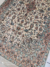 Charger l'image dans la galerie, Tapis Cachemire soie noué main n°62_162×92