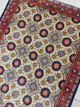 Charger l'image dans la galerie, Tapis Varamine noué main n°16793_163×110