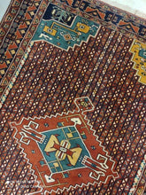 Charger l'image dans la galerie, Tapis Ghoutchan noué main n°17489_177×130