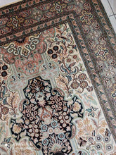 Charger l'image dans la galerie, Tapis Cachemire soie noué main n°23_193×121