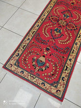 Charger l'image dans la galerie, Tapis Sarouk fait main n°13722K_200×80