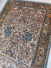 Charger l'image dans la galerie, Tapis Ghom tissé main n°11889_232×148