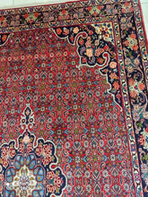 Charger l'image dans la galerie, GRAND Tapis Bidjard fait main n°11894_300×196