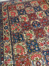 Charger l'image dans la galerie, Grand Tapis Bakhtiar noué main n°9543_308×210