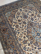 Charger l'image dans la galerie, Grand Tapis Kachan fait main n°16796_312×198