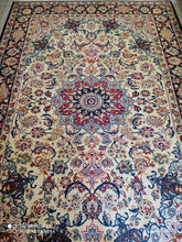 Charger l'image dans la galerie, GRAND TAPIS Ispahan fait main n°13026_316×212