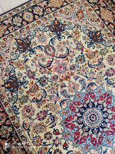 Charger l'image dans la galerie, GRAND TAPIS Ispahan fait main n°13026_316×212