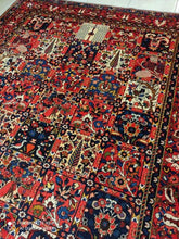Charger l'image dans la galerie, Grand Tapis Bakhtiar fait main n°16950_317×215