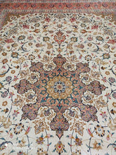 Charger l'image dans la galerie, Grand Tapis Tabriz fait main n°151779_345×252