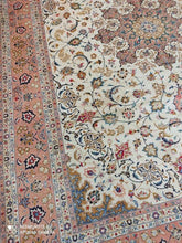 Charger l'image dans la galerie, Grand Tapis Tabriz fait main n°151779_345×252