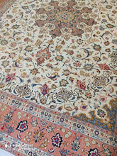 Charger l'image dans la galerie, Grand Tapis Tabriz fait main n°151779_345×252