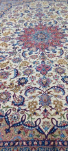 Charger l'image dans la galerie, Grand tapis Nadjafabad fait main n°10204_420×302