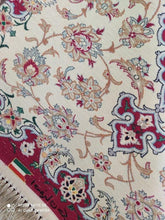 Charger l'image dans la galerie, Tapis Ispahan fait main n°11774_91×74
