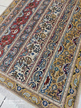 Charger l'image dans la galerie, Tapis Antique Ghom noué main n°18449_122×83