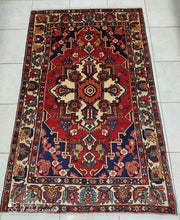 Charger l'image dans la galerie, Tapis Bakhtiar noué main n°8224_207×134
