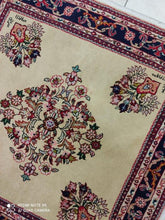 Charger l'image dans la galerie, Tapis Carré Antique Nanaj fait main n°14818_115×120