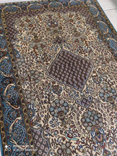 Charger l'image dans la galerie, Tapis Ghom tissé main n°18121_210×135