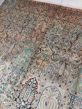 Charger l'image dans la galerie, Tapis Cachemire soie tissé main n°5_307×244