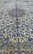 Charger l'image dans la galerie, Grand tapis Yazd fait main n°11852_521×342