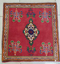 Charger l'image dans la galerie, Tapis Sarouk fait main n°18398_70×65