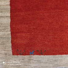 Charger l'image dans la galerie, Tapis Gabbeh tissé main n°12714_146×97