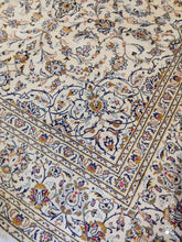 Charger l'image dans la galerie, GRAND Tapis Kachan fait main n°14331_352×246