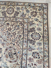 Charger l'image dans la galerie, Grand Tapis Nain fait main n°19359_350×243