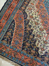 Charger l'image dans la galerie, Kilim Senneh fait main n°17466_298×210