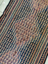 Charger l'image dans la galerie, KILIM Antique Kurdistan brodé main n°1224_235×125
