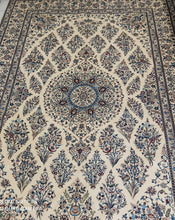 Charger l'image dans la galerie, Grand Tapis Nain Chichla fait main n°18839_313×210