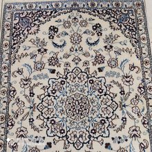 Charger l'image dans la galerie, Tapis Nain fait main n°19564_137×90