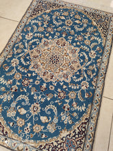 Charger l'image dans la galerie, Tapis Nain tissé main n°19569_137×90