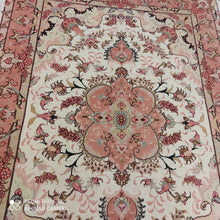 Charger l'image dans la galerie, Tapis Tabriz fait main n°12579_149×104