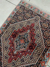 Charger l'image dans la galerie, TAPIS Kurdistan fait main n°222_103×74