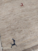 Charger l'image dans la galerie, Tapis Gabbeh tissé main n°12710_115×78