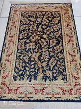 Charger l'image dans la galerie, Tapis Ghom soie noué main n°16903_116×81