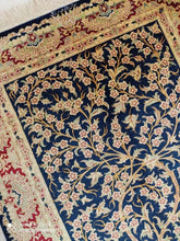 Charger l'image dans la galerie, Tapis Ghom soie noué main n°16903_116×81